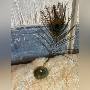Peacock Feather pen with Vintage Sheaffer’s fountain pen green marble desk base